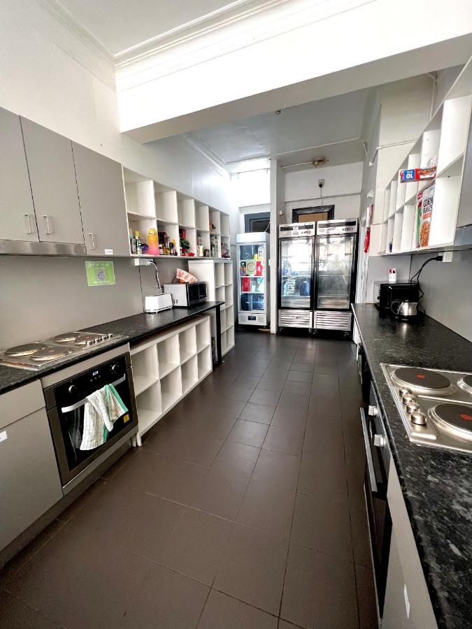The Downing Hostel Sydney Exteriör bild