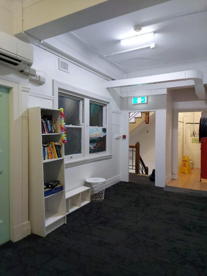 The Downing Hostel Sydney Exteriör bild